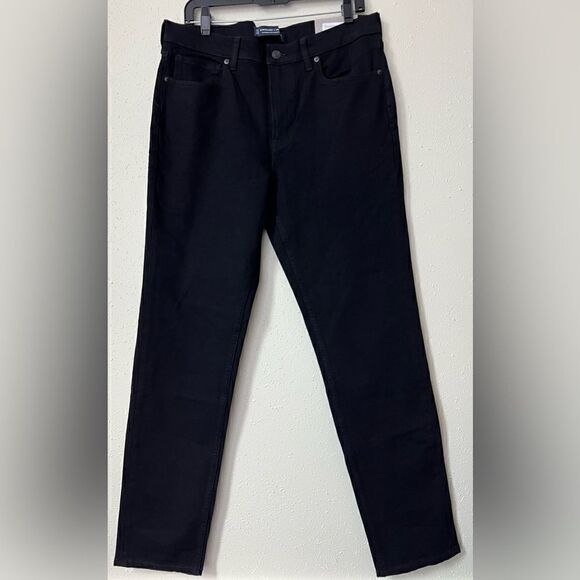 NWT Everlane The Relaxed 4-Way Stretch Organic
Jean | Uniform Black Size 33 X 32 - Picture 3 of 15